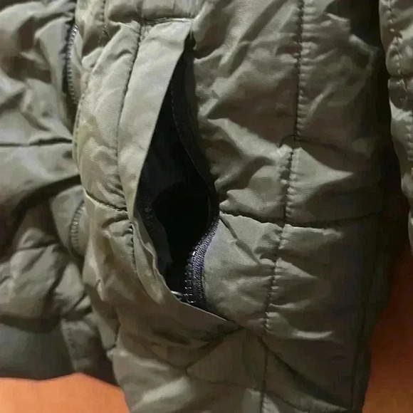 H-M puffer jacket size L - Picture 3 of 5